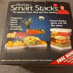 New in box Audrey’s Smart Stacks Serving & Storage Containers with bonus grater